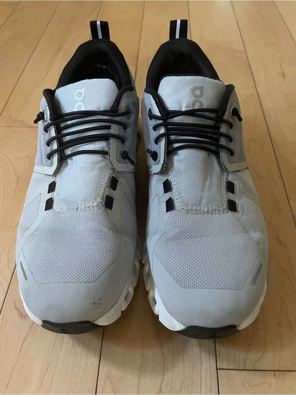 On Running Running women’s Cloudnova Lightweight Running Shoes - Light Gray/Blac
